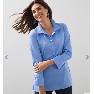 Chico’s Blue Top Tunic No Iron Stretch Pearl Buttons Size 1 Medium Like New